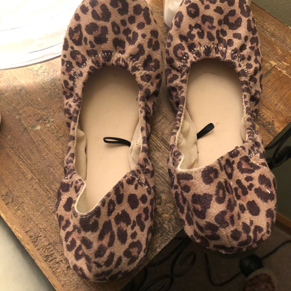 a.n.a leopard print flats